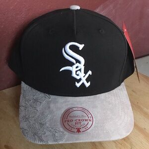 Chicago white Sox Black and Gray Cap with Embroidered Logo MLB baseball flowers